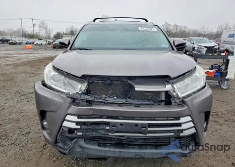 2018 Toyota Highlander Xle from USA, damaged, VIN 5TDJZRFH8JS896767